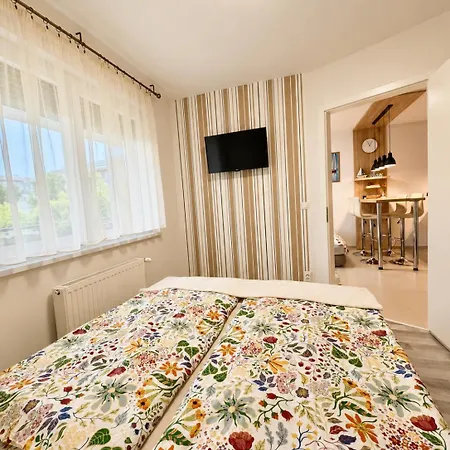 Апартаменты And Sun - 100m To - Pool, Sauna And Private Garage *