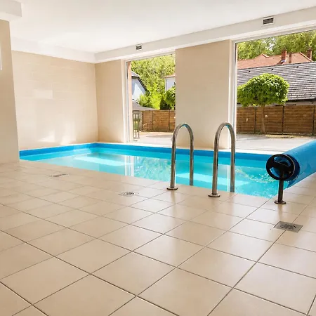 And Sun - 100m To - Pool, Sauna And Private Garage Апартаменты Шиофок